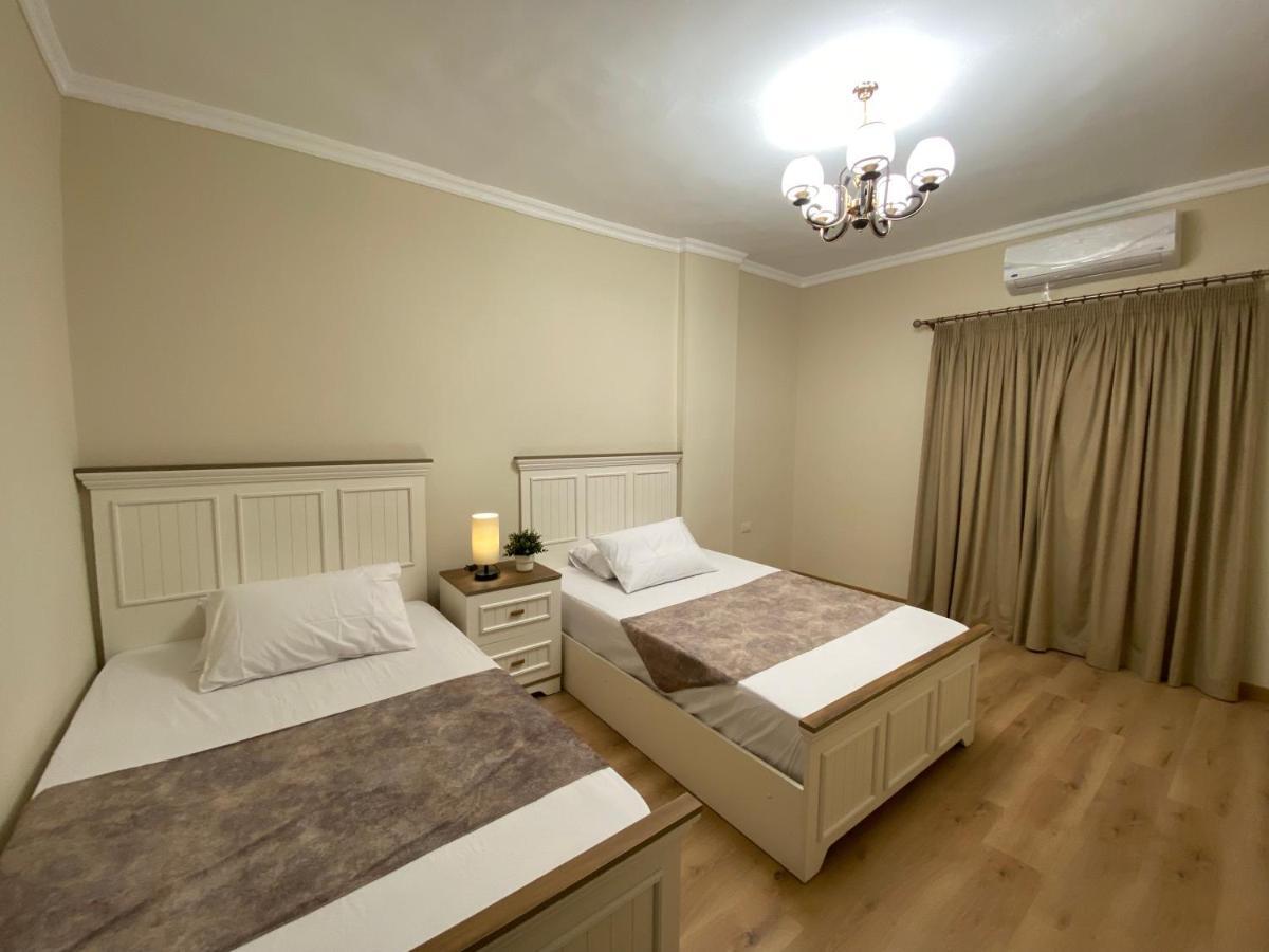 Chelay Studios Nasr City El El Cairo Exterior foto