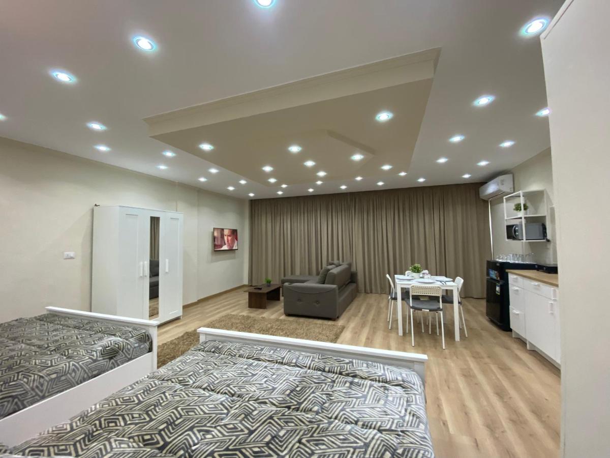Chelay Studios Nasr City El El Cairo Exterior foto